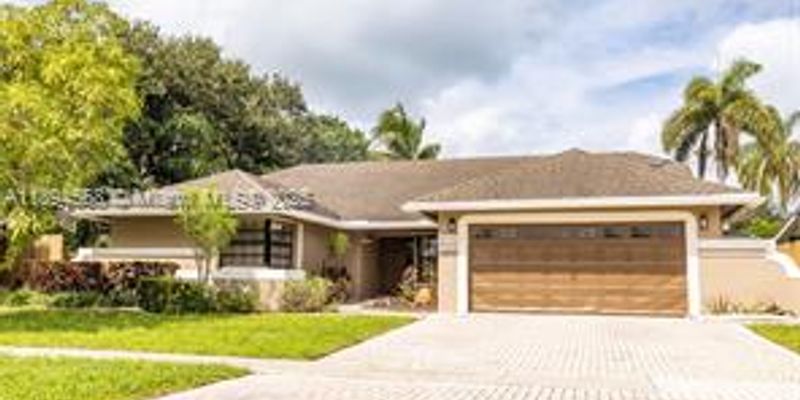 Cooper City House: 8775 SW 57th St