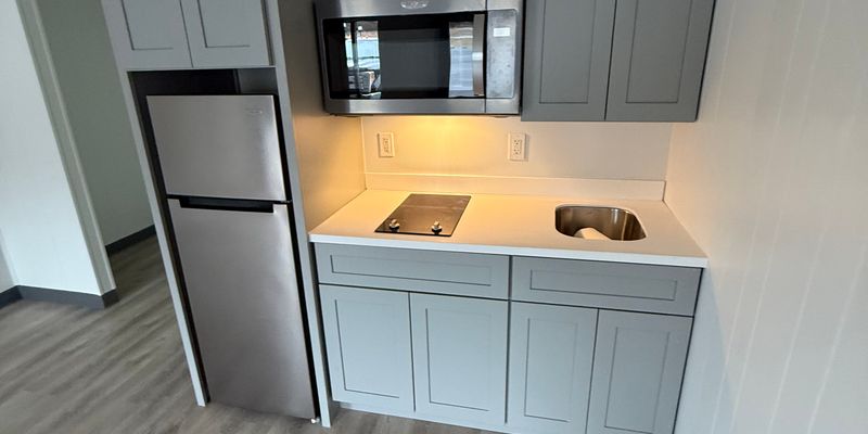 Holiday Island Apartment: 5 Woodsdale Dr