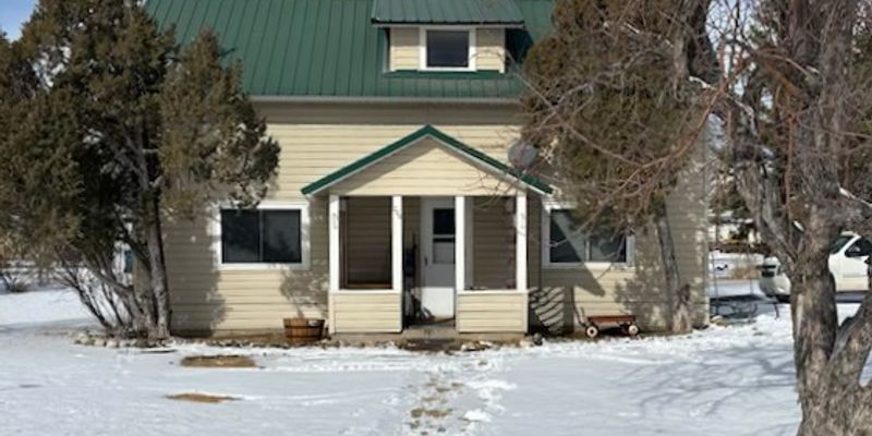 Big Timber House: 200 W 5th Ave