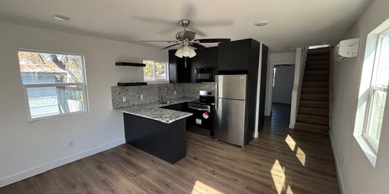 Belgrade House: 521 Yellowstone Ave