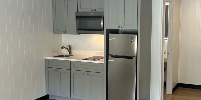 Holiday Island Apartment: 5 Woodsdale Dr