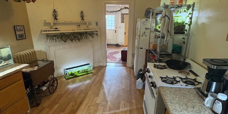 Ithaca Apartment: 706 E Seneca St