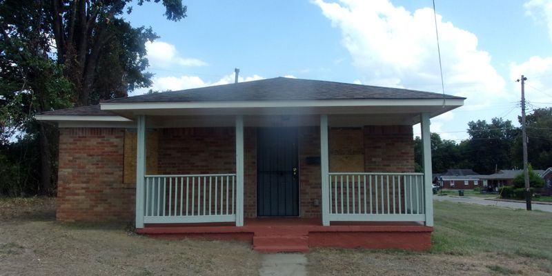 Memphis House: 1486 Stevenson St