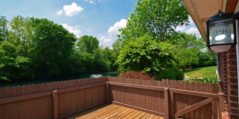 Simpsonville House: Garden Pointe Drive