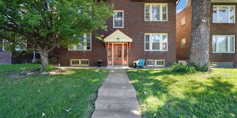 St. Louis Apartment: 6015 Magnolia Ave