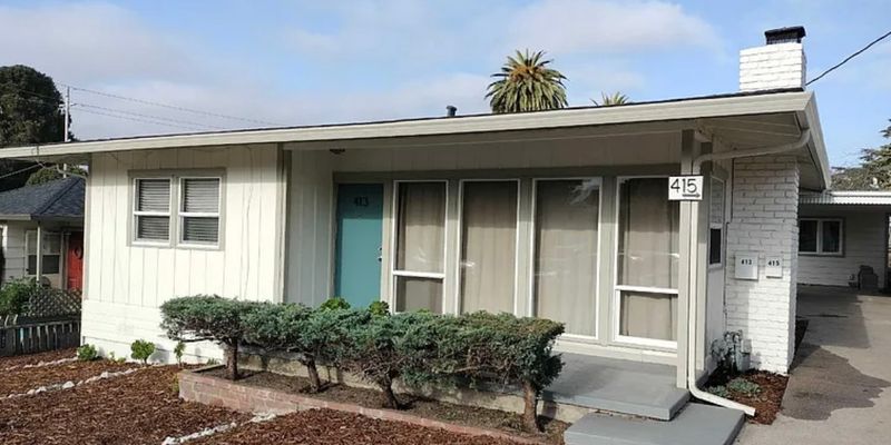 Monterey House: 413 Dela Rosa Ave
