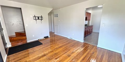 21027Waltham - 3.jpeg