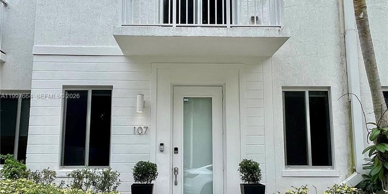 Miami Townhome: 2621 NE 212th Terrace