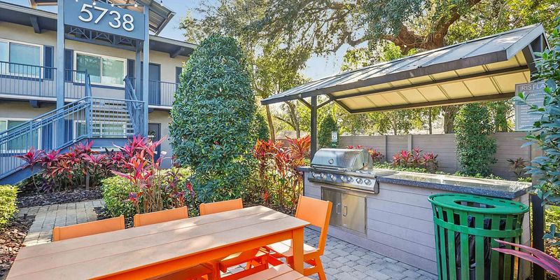 Orlando House: 5707 Beau Barton Pl