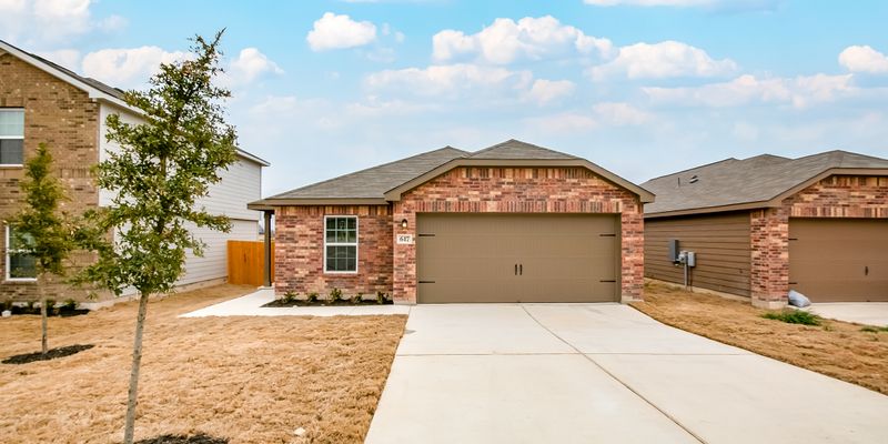 Jarrell House: 609 Riverdale Cove