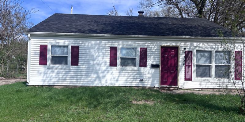 Gary House: 1125 S Hamilton St