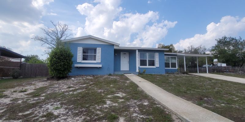 Spring Hill House: 513 Hollyhock Ln