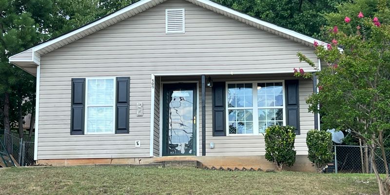 Phenix City House: 508 21st Ave