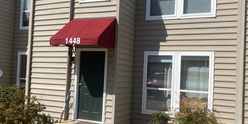 Harrisonburg House: 1448 Devon Ln