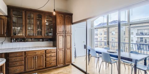 16 Kitchen.jpg