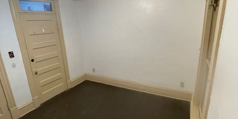 Grand Forks Apartment: 401 N 4th St