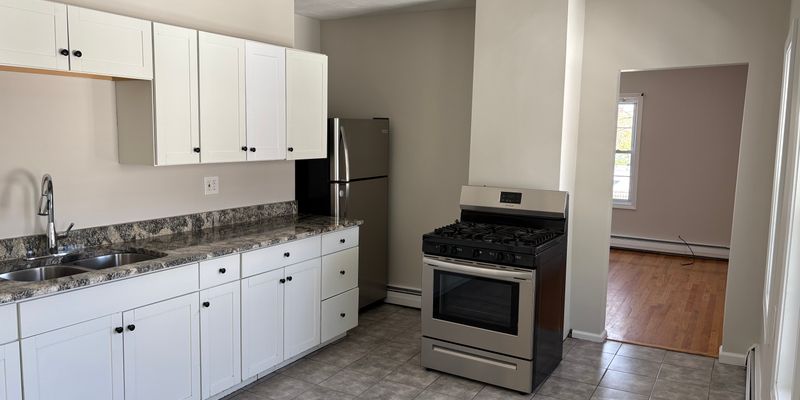 Chelmsford Apartment: 14-20 Quigley Ave