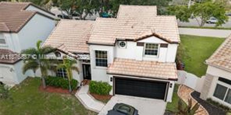 Cooper City House: 2523 Bogota Ave