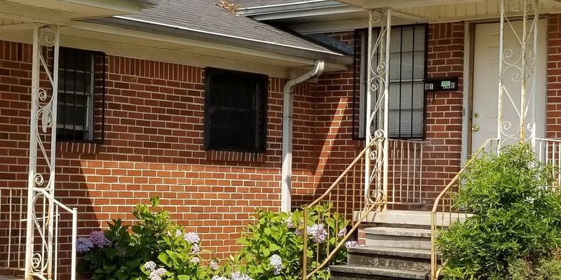 Birmingham Apartment: 8129 2nd Ave S