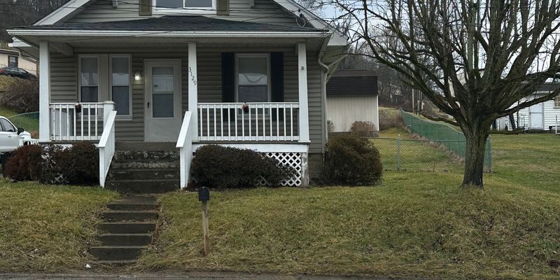 Waynesburg House: 3129 Mt. Morris Road