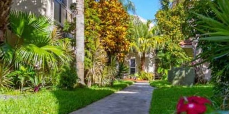 Fort Lauderdale House: 5218 NE 6th Ave