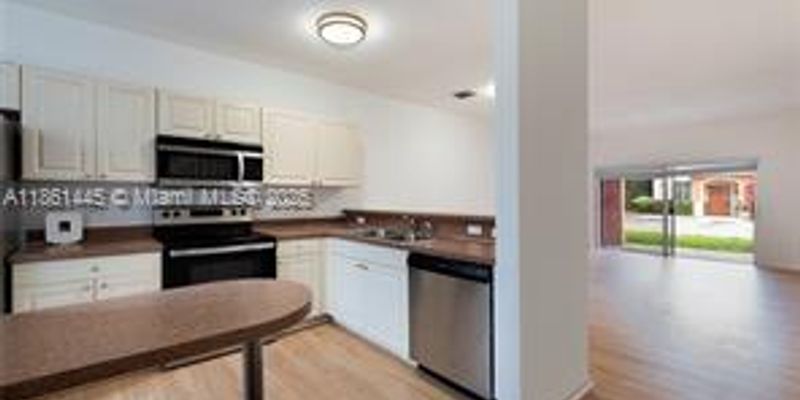 Miami House: 17347 NW 7th Ave # 904