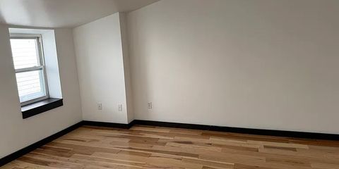 37 S.Main_12 Bedroom1.jpg