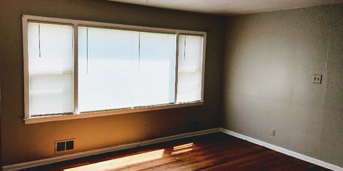 LivingRoom2.jpg