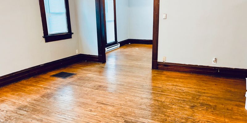 Brazil Apartment: 115 N Franklin St