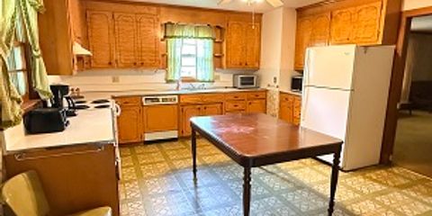 oakwood kitchen (1).jpg