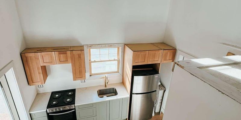 Old Orchard Beach House: 102 Saco Ave