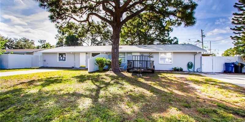 Bradenton Multiplex: 3312 52nd Avenue Drive West