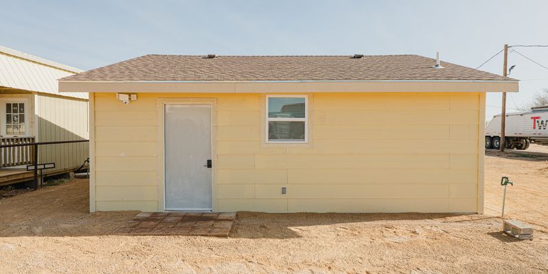 Odessa House: 10108 W 23rd St