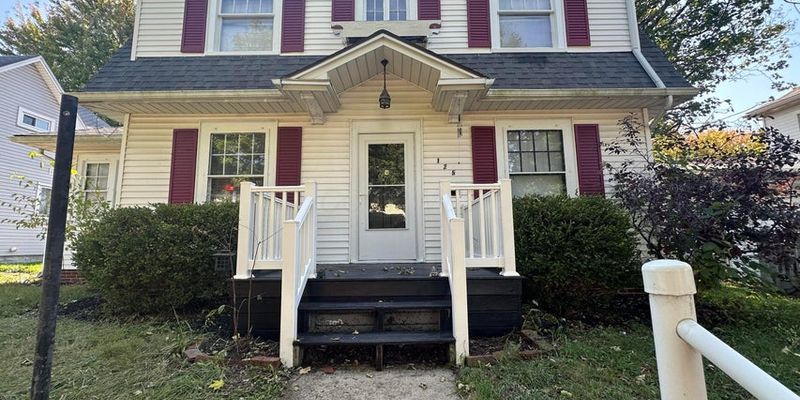 Bellefontaine House: 125 Lincoln Ave