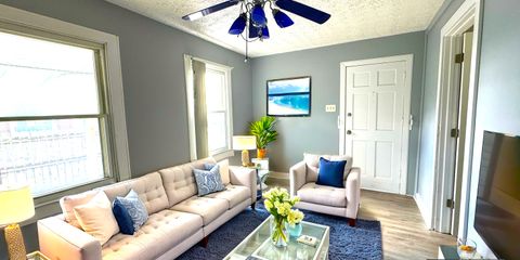 pixelcut-export-(6) - Living Room - Modern - 44 (1).jpg