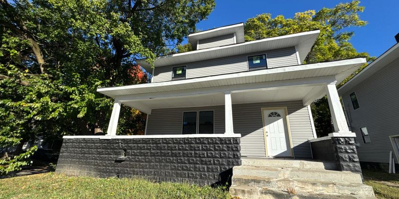 Indianapolis House: 236 W 29th St