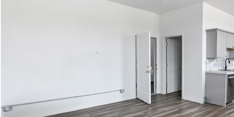 Richfield Apartment: 104 N Main