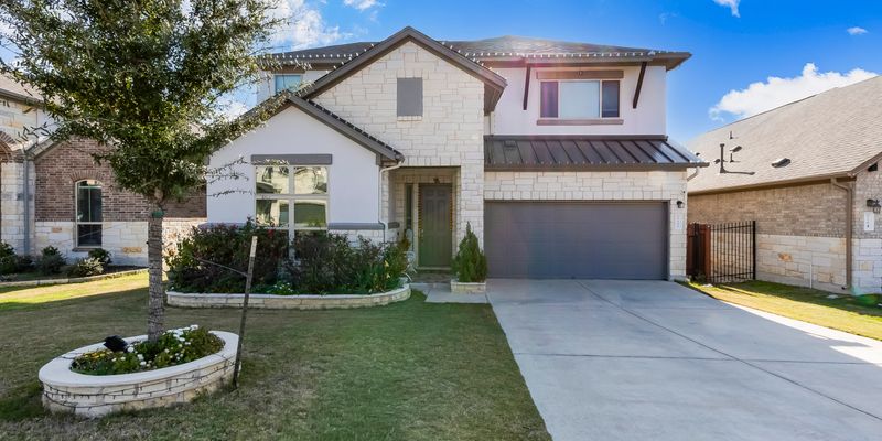 Cedar Park House: 722 Kingston Pl