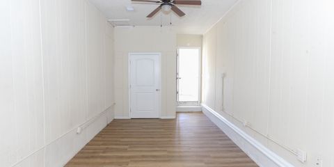 untitled (12 of 23).jpg