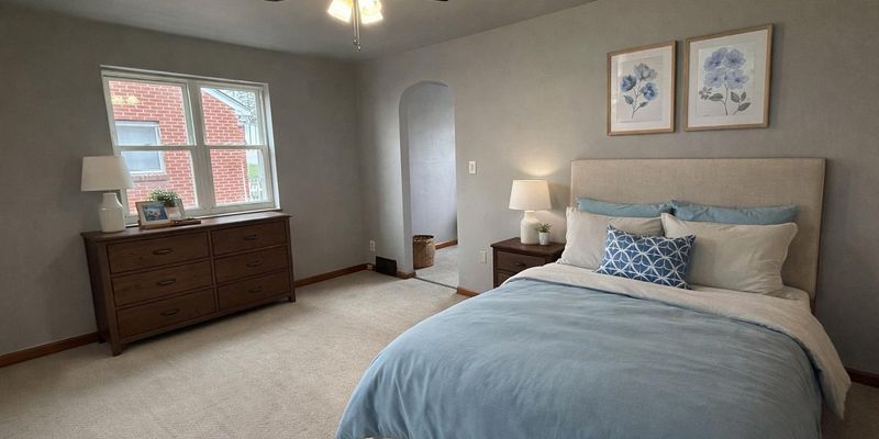 Steubenville Apartment: 2404 Sunset Blvd