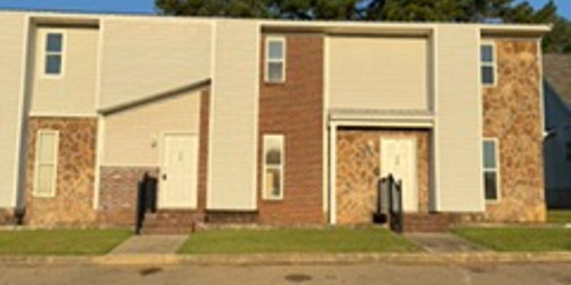 Dothan House: 518 Woodburn Dr