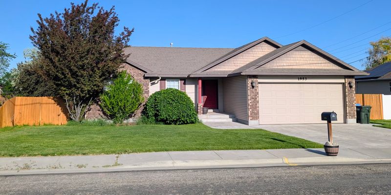 Pocatello House: 1953 Shetland Ave