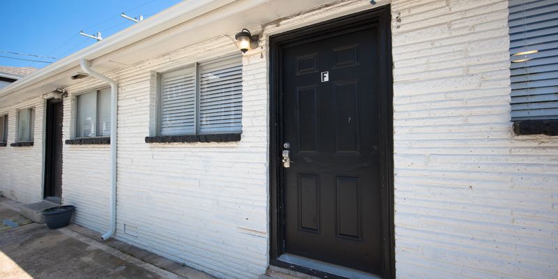 Oklahoma City Apartment: 130 NW 17th St