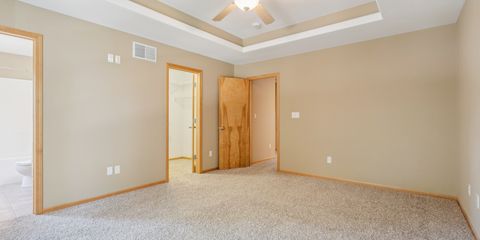 16-146 1894_N_Dubuque_Rd.jpg