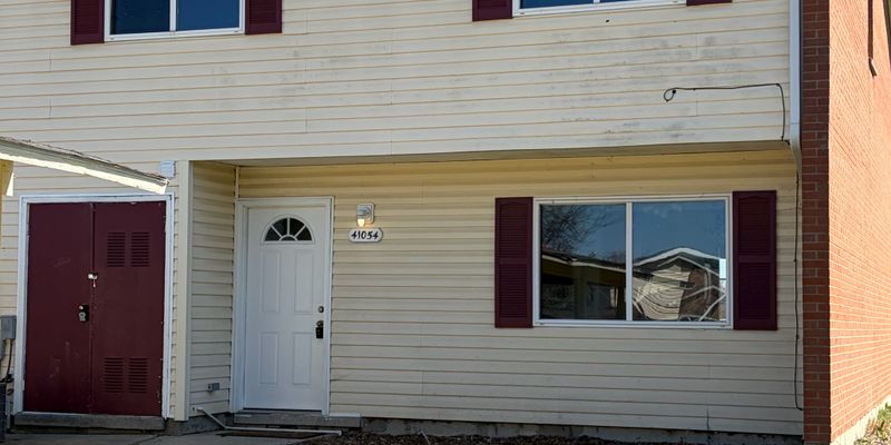 Peru House: 41054 Gunter Ct