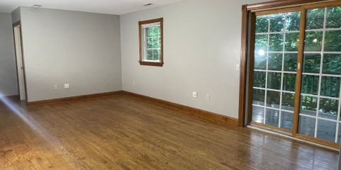 LivingRoom 3.jpg
