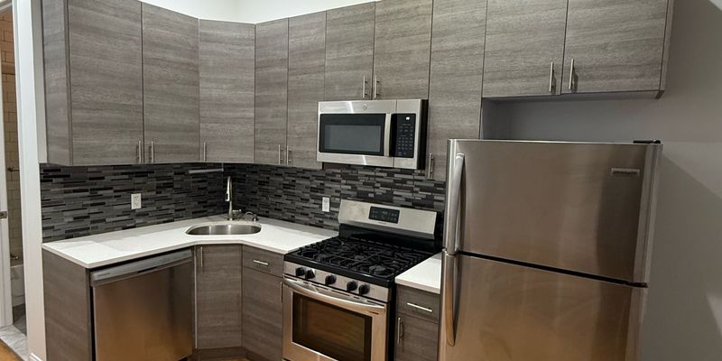 Brooklyn Apartment: 265 Melrose Street