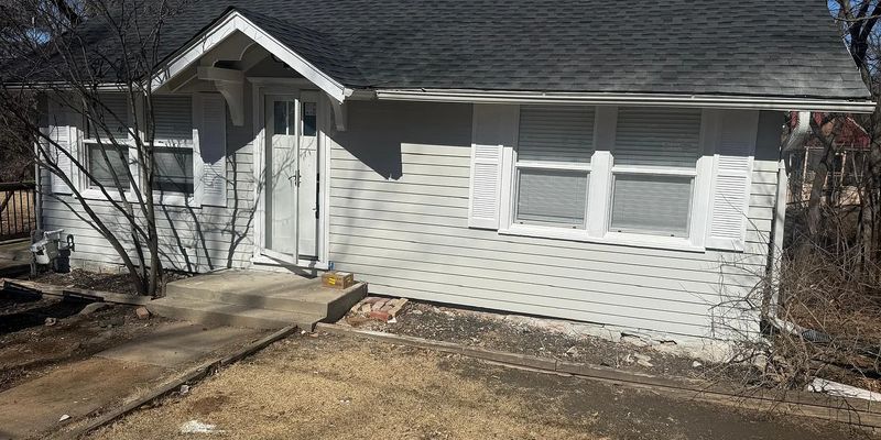 Mission House: 6608 W 54th St
