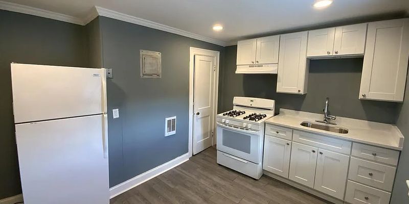 Baltimore Apartment: 502X Belair Rd
