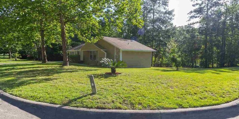 Gainesville House: 2925 NW 76th Terrace